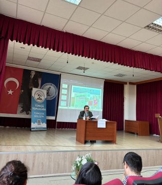 “Türkçe Eğitimi’ne Adanmış 40 Yıl: Prof. Dr. Celal DEMİR”